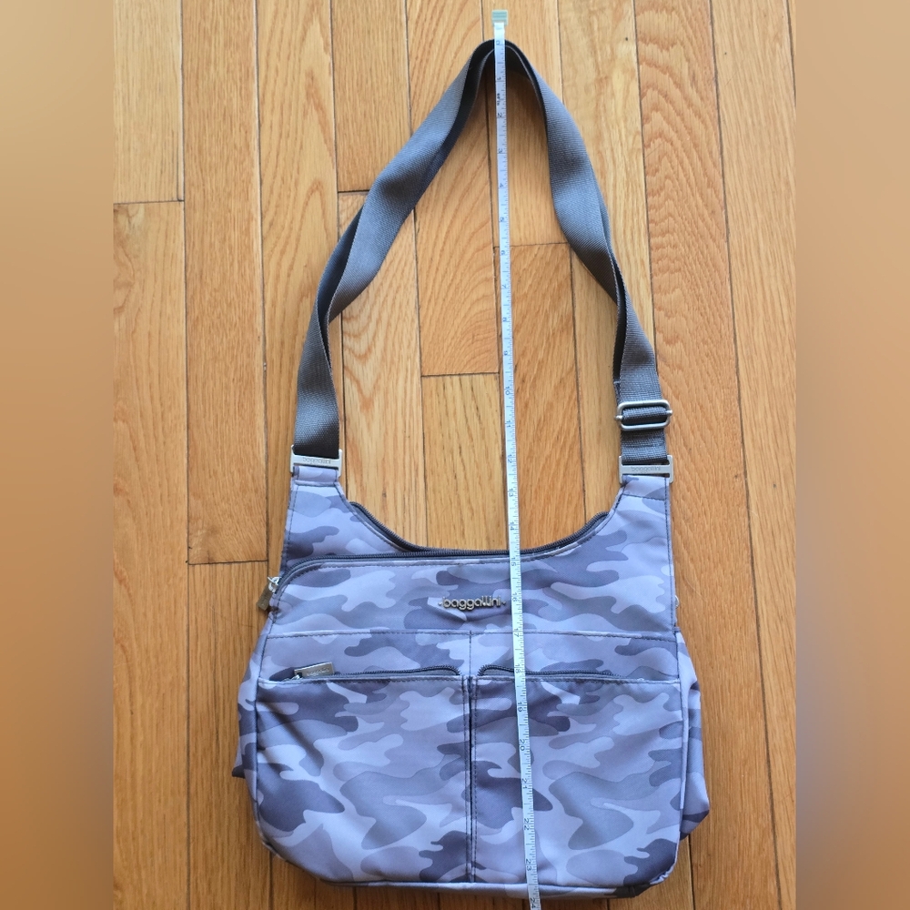 Baggallini Crossbody Camo Bag